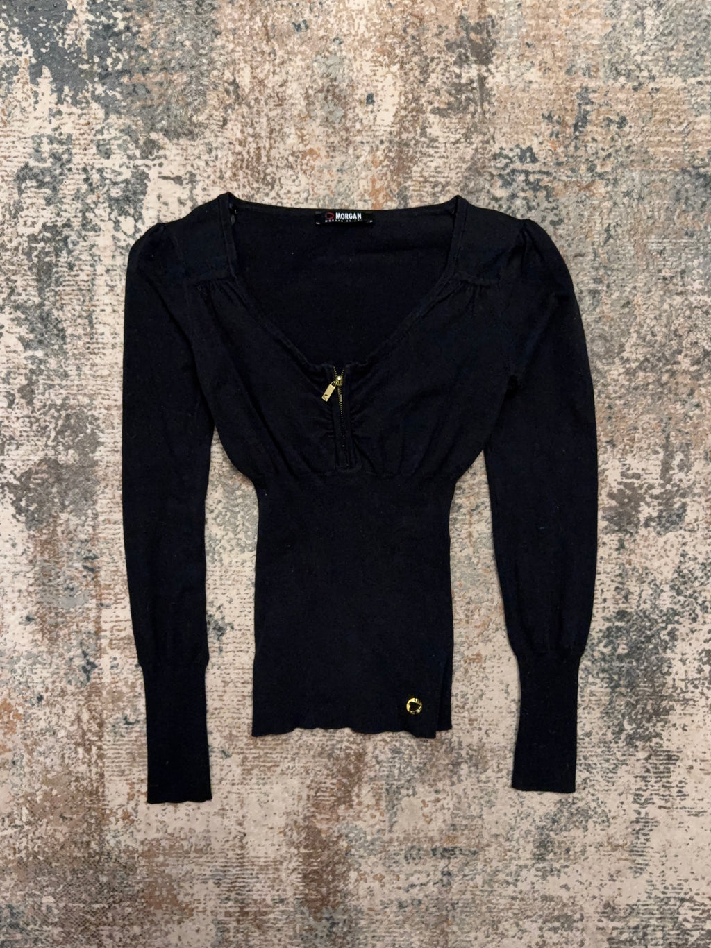 The Noir Essence Top