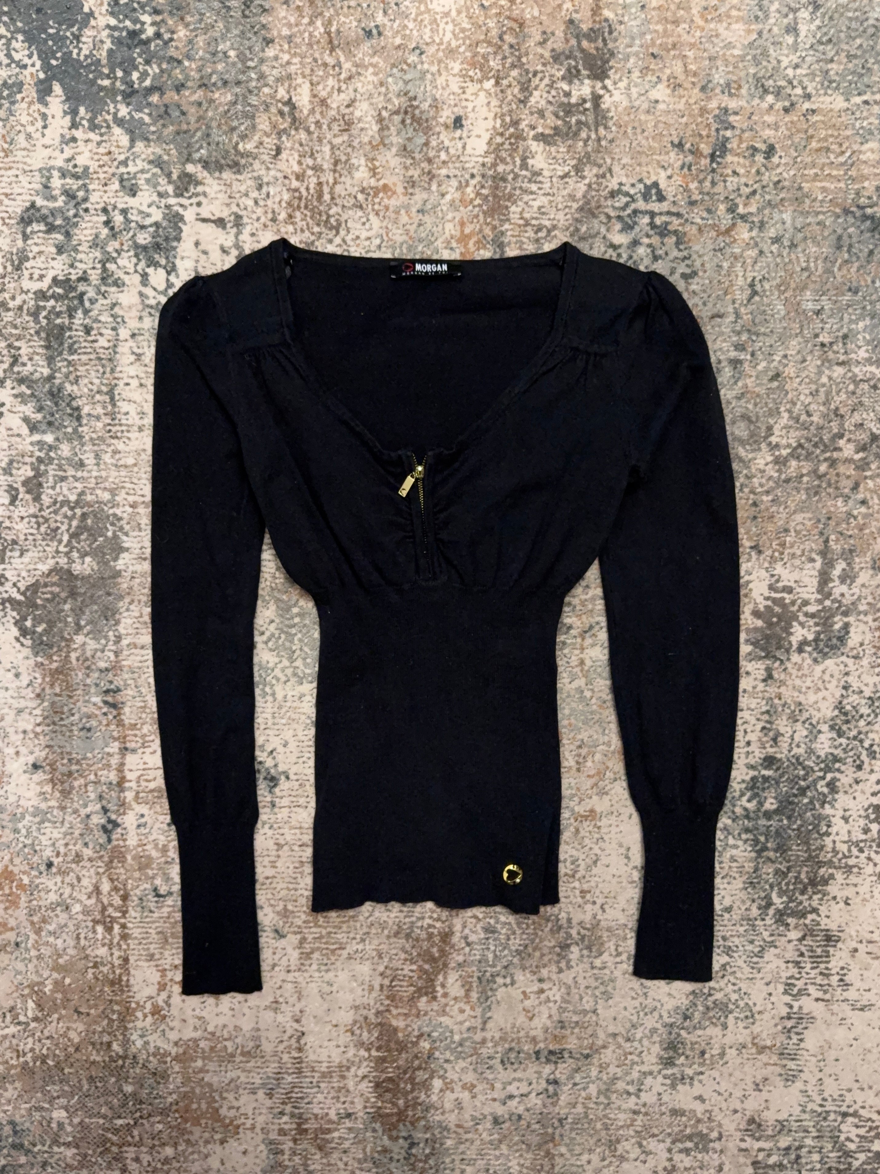 The Noir Essence Top