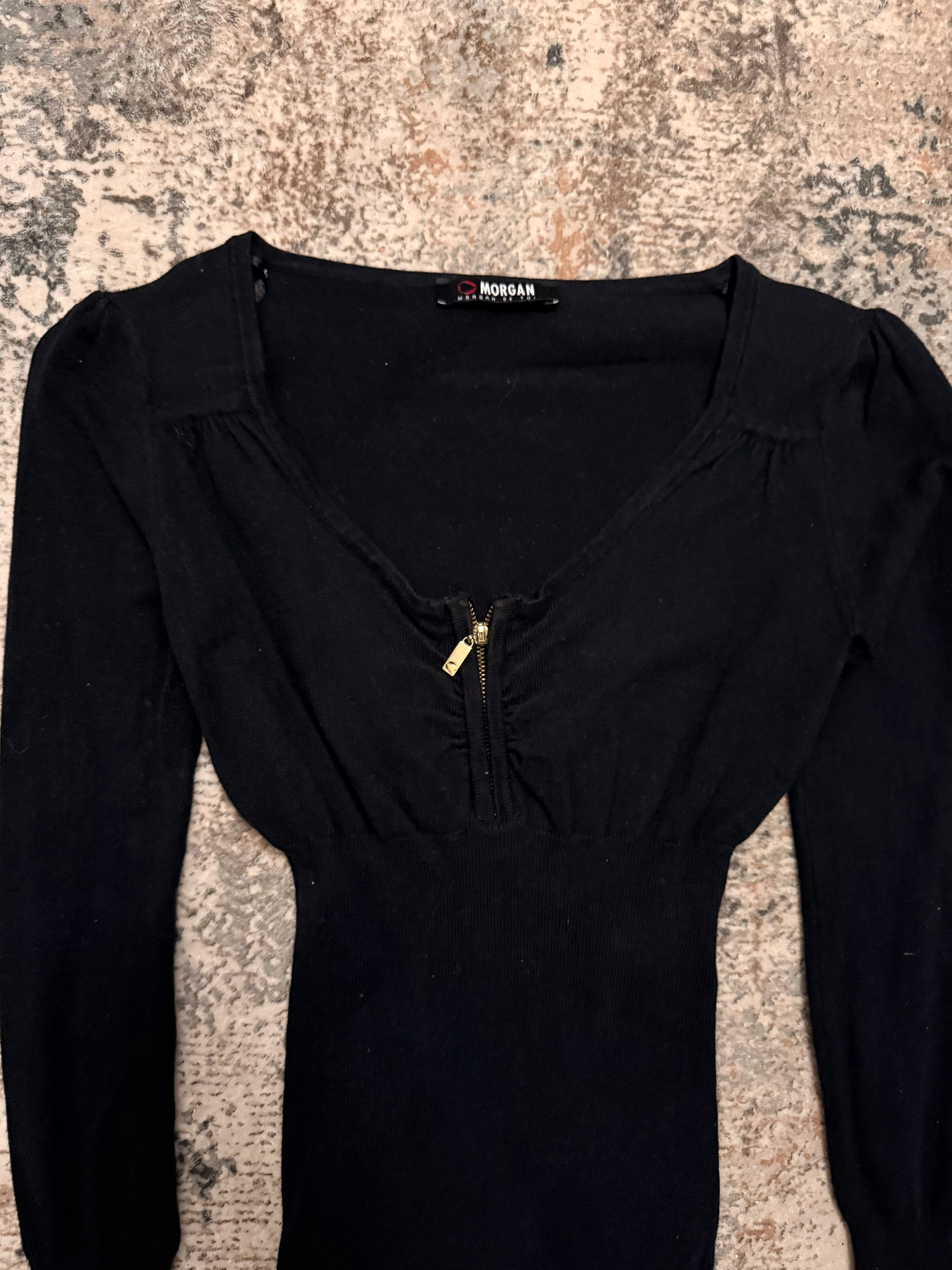 The Noir Essence Top