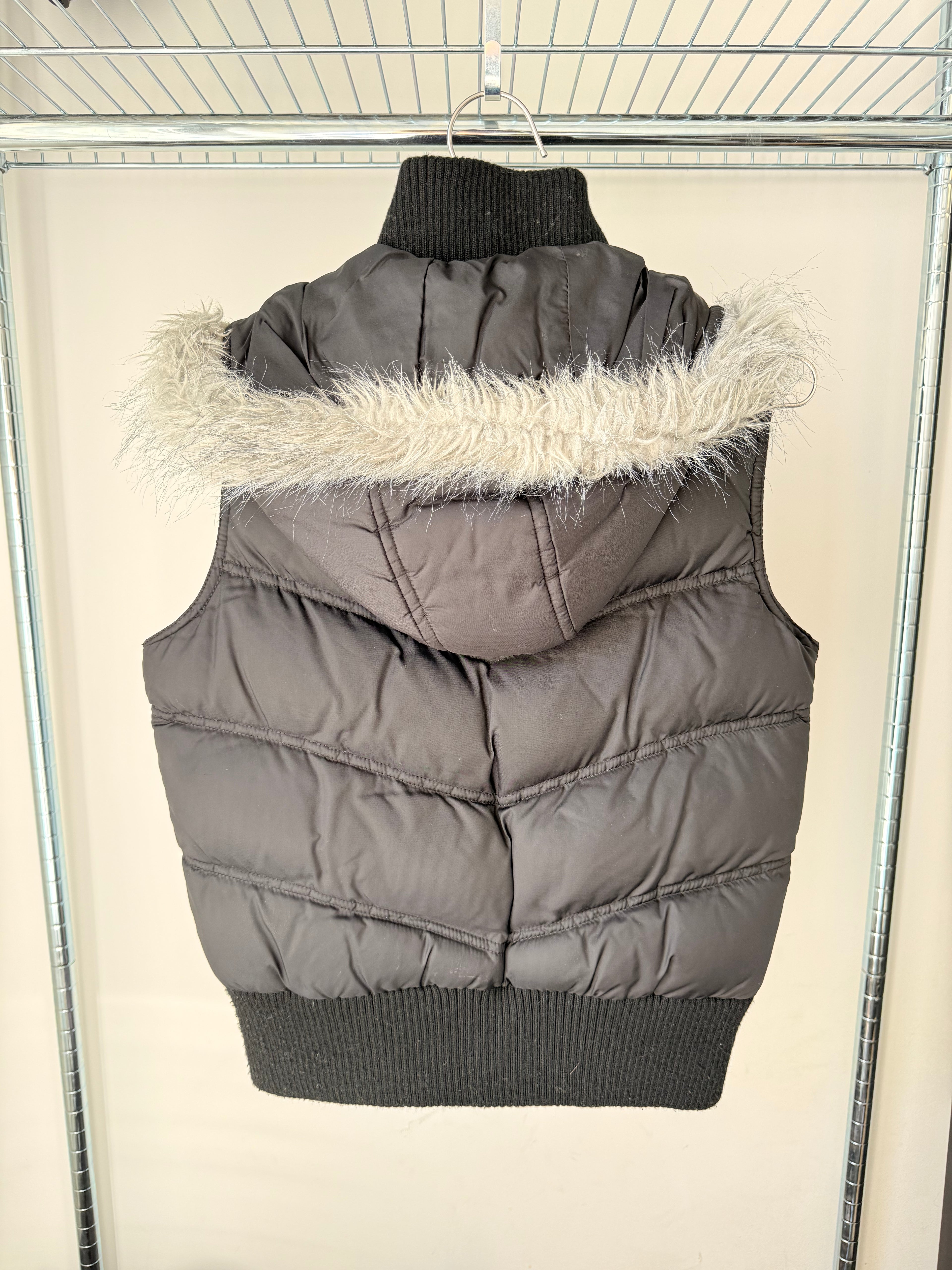 Dark Cargo Puffer